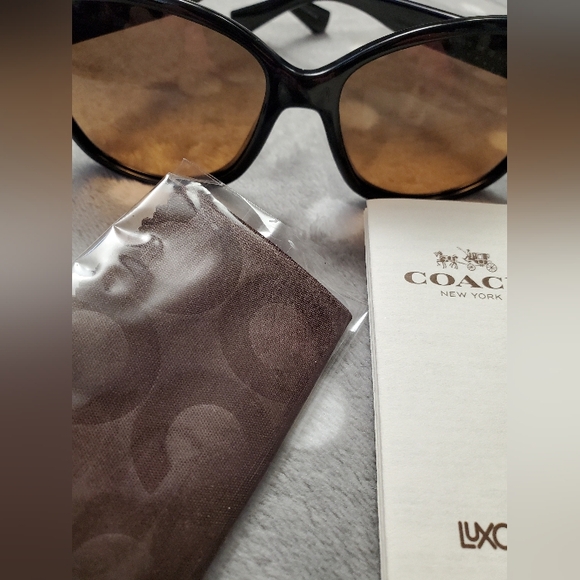 Authentic Coach Sunglasses - Picture 8 of 15